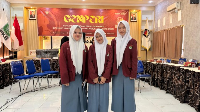 Tiga Murid MAN 2 Muaro Jambi ikuti Sosialisasi Program Gerakan Perempuan Peduli DemokrasI Tiga Murid MAN 2 Muaro Jambi ikuti Sosialisasi Program Gerakan Perempuan Peduli DemokrasI