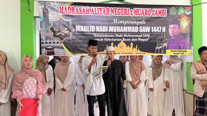 Sholawat dan Marhaban Bergemah Maulid Nabi di MAN 2 Muaro Jambi Sholawat dan Marhaban Bergemah Maulid Nabi di MAN 2 Muaro Jambi