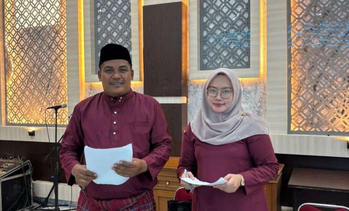 Guru MAN 2 Muaro Jambi Jadi MC MTQ Provinsi Jambi Guru MAN 2 Muaro Jambi Jadi MC MTQ Provinsi Jambi