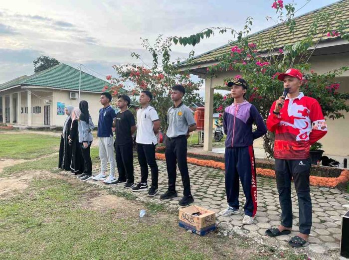 Pembina OSIM Dorong Disiplin dan Tanggung Jawab Pengurus Baru