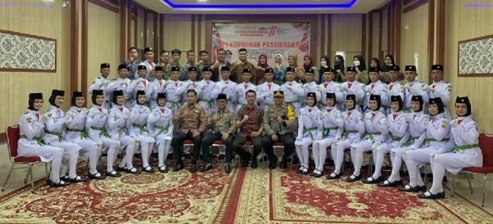 Tiga Siswa Siswi MAN 2 Muaro Jambi Terpilih Sebagas Paskibraka Kab. Muaro Jambi Tahun 2022 Tiga Siswa Siswi MAN 2 Muaro Jambi Terpilih Sebagas Paskibraka Kab. Muaro Jambi Tahun 2022