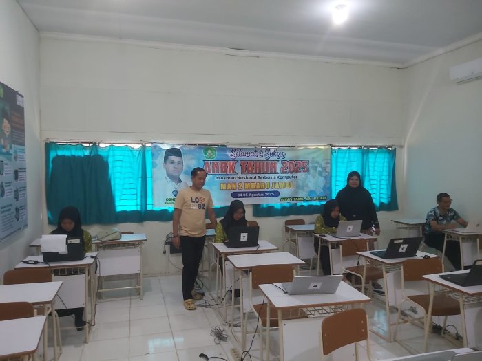 Simulasi OMI di MAN 2 Muaro Jambi Terkendala Teknis