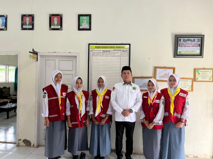 MAN 2 Muaro Jambi Kirim Lima Siswa Ikuti Hari PMI Provinsi MAN 2 Muaro Jambi Kirim Lima Siswa Ikuti Hari PMI Provinsi