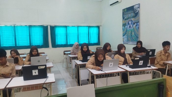 Simulasi TKA di MAN 2 Muaro Jambi Berjalan Sukses Simulasi TKA di MAN 2 Muaro Jambi Berjalan Sukses