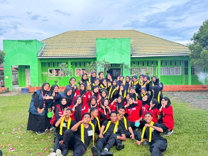 PMR Wira MAN 2 Muaro Jambi Kukuhkan Anggota Baru ke-10