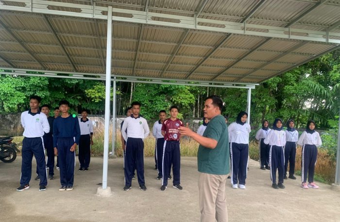 Latihan Rutin Paskibra MAN 2 Muaro Jambi Tingkatkan Disiplin