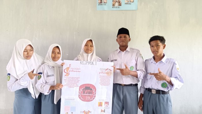 Pembelajaran Sejarah Kelas XI 4 Gunakan Media Poster Pembelajaran Sejarah Kelas XI 4 Gunakan Media Poster