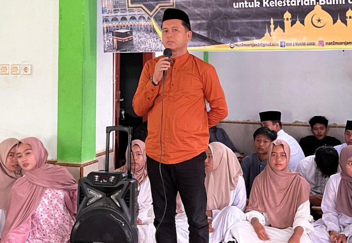 Kepala MAN 2 Muaro Jambi Ajak Siswa Teladani Akhlak Nabi