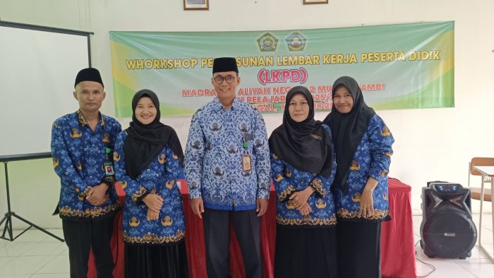 Empat Guru MAN 2 Muaro Jambi Lolos Seleksi PPG Batch 2 Empat Guru MAN 2 Muaro Jambi Lolos Seleksi PPG Batch 2