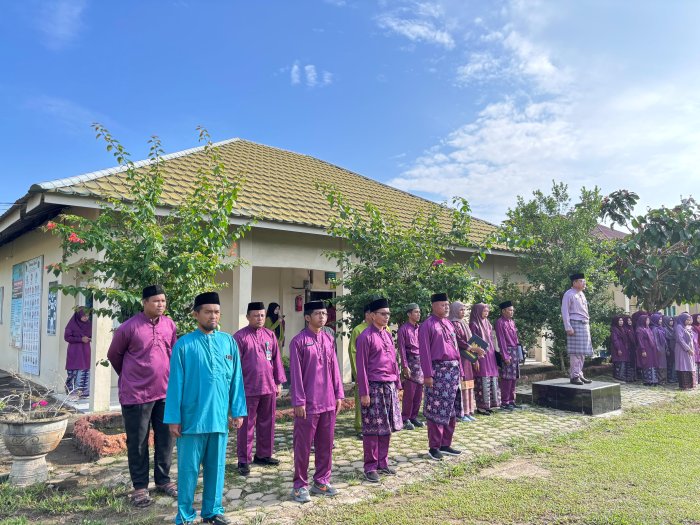 MAN 2 Muaro Jambi Gelar Upacara HUT ke-69 Jambi MAN 2 Muaro Jambi Gelar Upacara HUT ke-69 Jambi