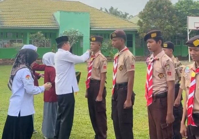 Penegak Bantara Ambalan Kemas Tabro–Putri Ayu MAN 2 Muaro Jambi Resmi Dilantik