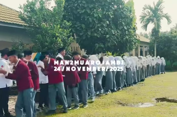 MAN 2 Muaro Jambi Gelar Upacara Peringatan Hari Guru MAN 2 Muaro Jambi Gelar Upacara Peringatan Hari Guru