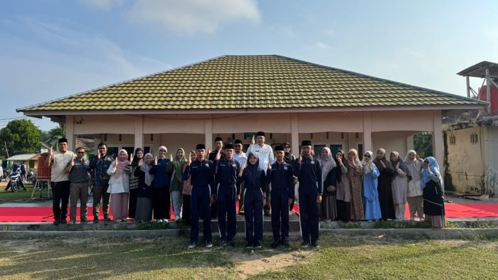 Kepala MAN 2 Muaro Jambi Lepas Lima Calon Paskibraka Kabupaten Muaro Jambi Tahun 2026 Kepala MAN 2 Muaro Jambi Lepas Lima Calon Paskibraka Kabupaten Muaro Jambi Tahun 2026