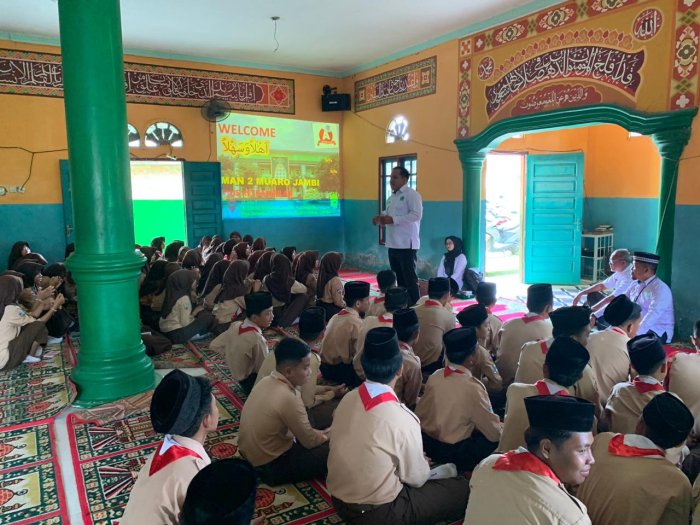 MAN 2 Muaro Jambi Sosialisasikan Penerimaan Murid  Baru Madrasah  ke Tiga SMP/MTs