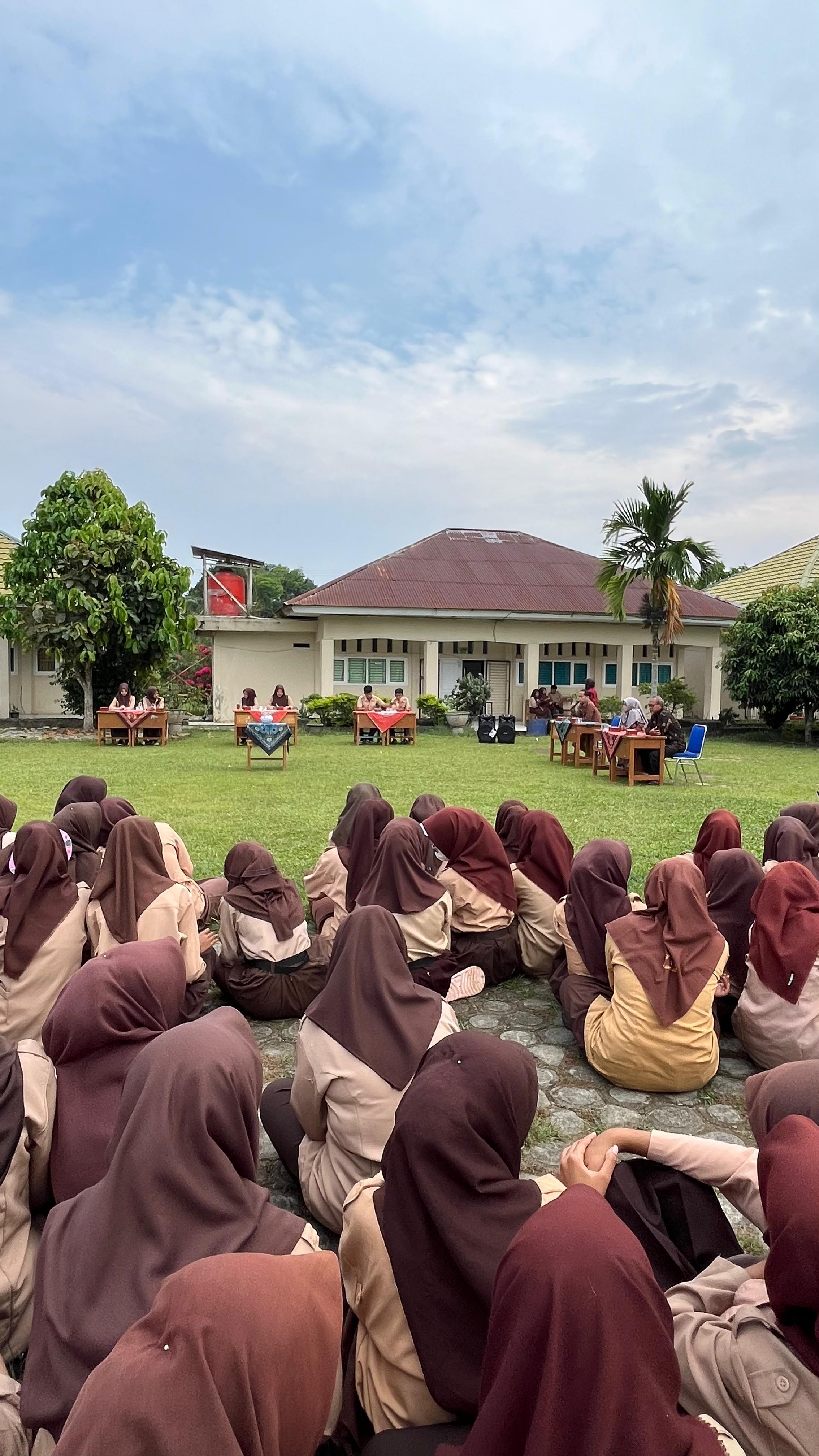 Debat Terbuka Calon ketua dan wakil ketua Osim MAN 2 Muaro Jambi Masa Bakti 2024- 2025.