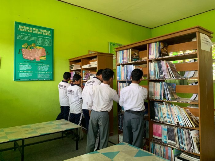 Perpustakaan MAN 2 Muaro Jambi Ramai Pengunjung Sambut Bulan Bahasa Perpustakaan MAN 2 Muaro Jambi Ramai Pengunjung Sambut Bulan Bahasa