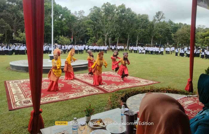 Tari Rajuk Rindu Warnai Peringatan Hari Amal Bakti Kemenag Muaro Jambi